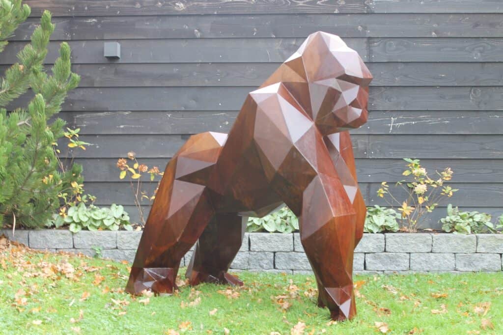Firma Buitelaar - Tuinbeeld Aap Cortenstaal - SteelArt