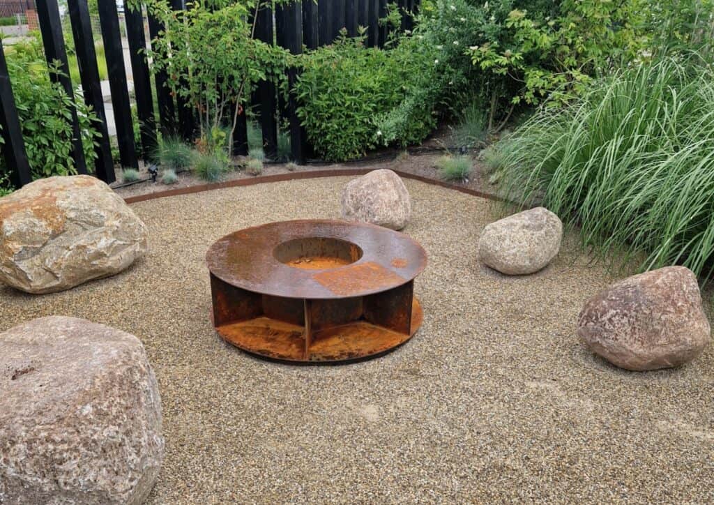 Firma Buitelaar - Cortenstalen vuurplaats - vuurschaal - kampvuur - houtopslag - Aspar