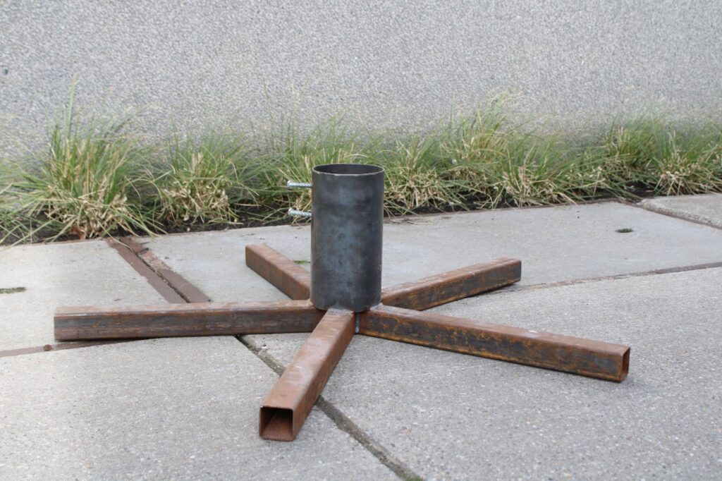 Firma Buitelaar - Paalsteun uit onbehandeld staal